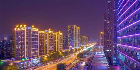 河南明亮照明:许昌城市道路灯光亮化工程,点亮城市的灯光纽带